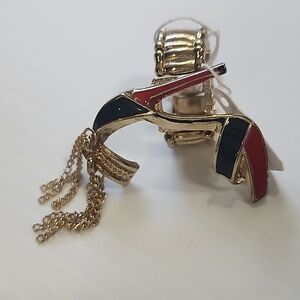 #45 stretch high heel shoe ring fun statement ring.